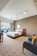 Hotel 91 Golf Course Road