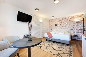 Studio With Rooftop Access - 4P - Vanves