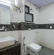 Saavi Hotel Sector 10