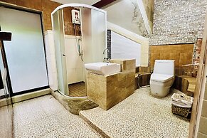 The Cascade - Mae Taeng Waterfall Bungalows