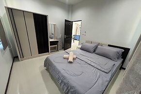 Poome House