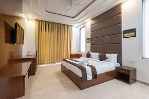 Saavi Hotel Sector- 46