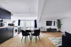 Refreshing 2bd/6p Apartment - 18th ard