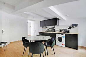 Refreshing 2bd/6p Apartment - 18th ard