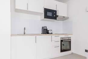 Beautiful Studio for two People - Puteaux