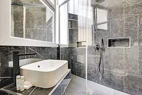 Spacious Apartment - 2b/10p - AC - Marais
