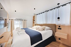 Elegant Apartment With 2 Rooms