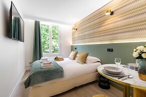 Apartment in Paris for 2 People