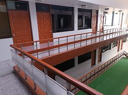 HOTEL HAYLLI INN