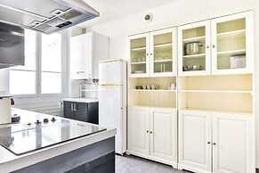 2bdr / 4P Apartment Montmartre/moulin Rouge
