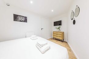 Magnificent Duplex - 2br/6p - Near Montmartre