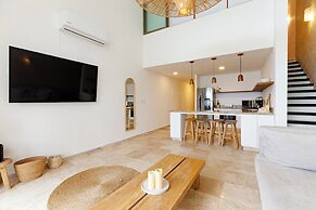 Ocean plaza by Zamá Homes