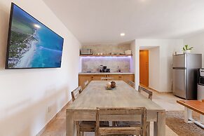 Ocean plaza by Zamá Homes