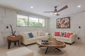 Ocean plaza by Zamá Homes
