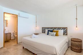Ocean plaza by Zamá Homes
