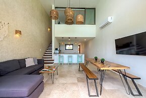Ocean plaza by Zamá Homes