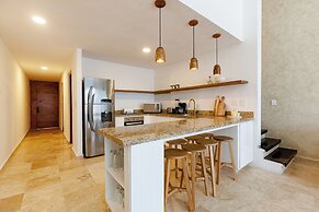 Ocean plaza by Zamá Homes