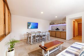 Ocean plaza by Zamá Homes