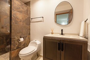 Ocean plaza by Zamá Homes