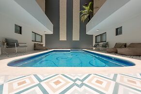 Ocean plaza by Zamá Homes