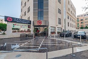 lancaster hotel apartments-Gardens