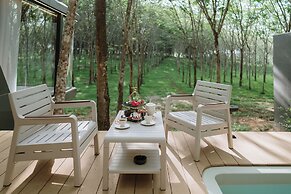 Timber Society Boutique Hideaway