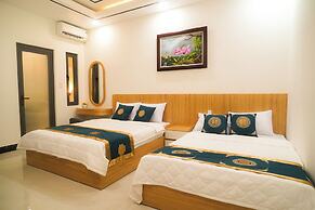 Queen Luxury Hotel