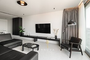 Nero Luxury Suites by Zennova