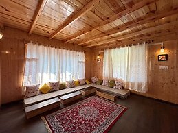 Heaven Inn Manali
