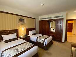 Quiet Shatea Jeddah Hotel