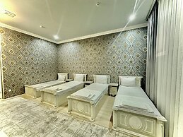 Almir Hotel