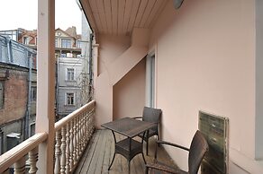 Meidan Inn