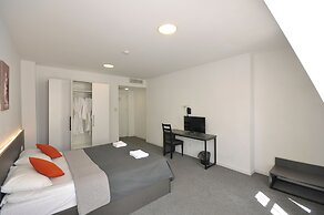 Meidan Inn