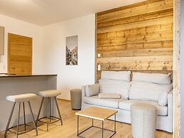 Lovely Apartment With Shared Pool