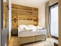 Lovely Apartment With Shared Pool