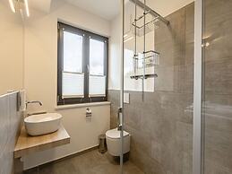 Lovely Apartment With Shared Pool