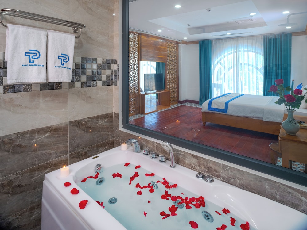 Phuc Thuan Hotel