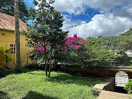 Las Flores Comfort Hotel