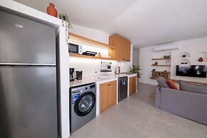 Diplomat Suites
