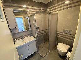 Diplomat Suites