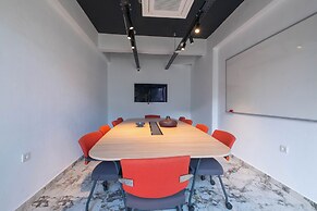Diplomat Suites