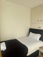 Leeds Urban Retreat- Pet Friendly Flat
