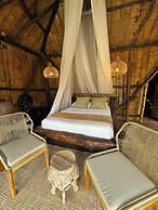 Akasha suites