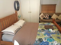 1 Beds including 1 Sofa Bed Studio