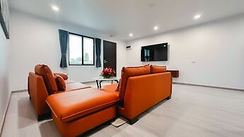 Hibiscus Suites And Residences
