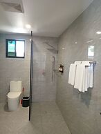 Hibiscus Suites And Residences
