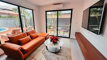 Hibiscus Suites And Residences