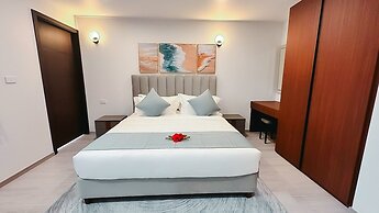 Hibiscus Suites And Residences