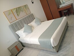 Hibiscus Suites And Residences
