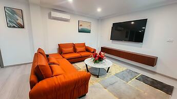 Hibiscus Suites And Residences